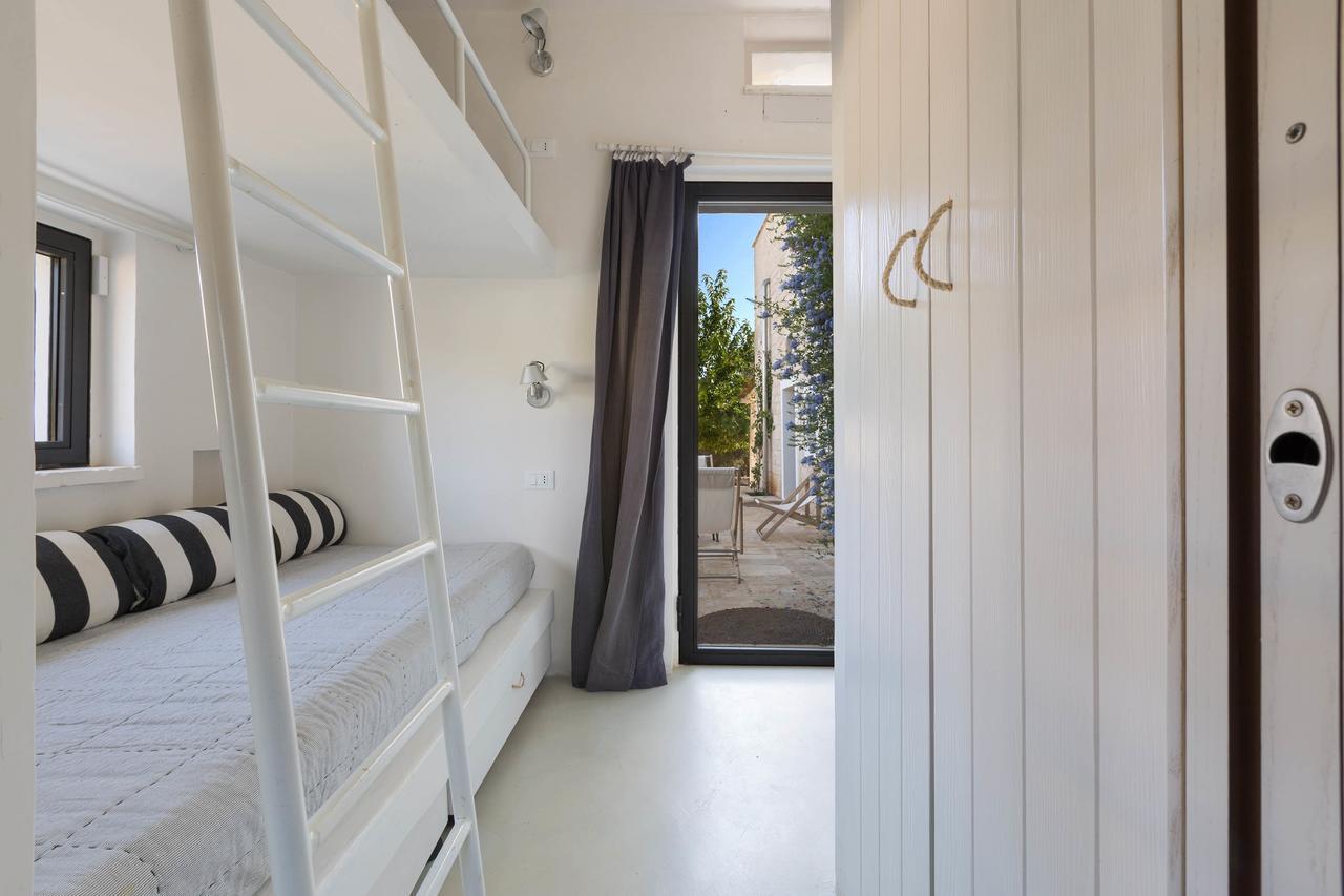 Casale Con Cipresso Villa Ostuni Eksteriør billede